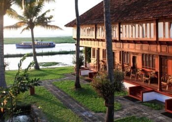 Coconut Lagoon hotel