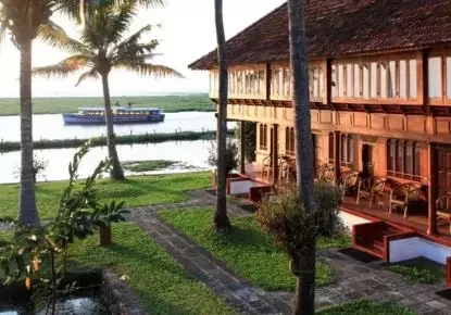 Backwaters around Coconut Lagoon CGH