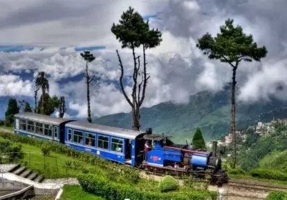 Darjeeling Mountain Toy Train - Sikkim and Darjeeling Itinerary